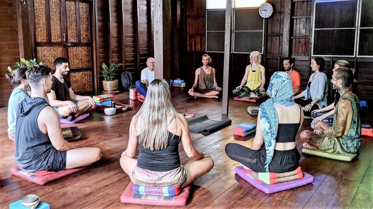 True Nature Chiang Mai - Yoga & Meditation Homestay Retreat Extérieur photo