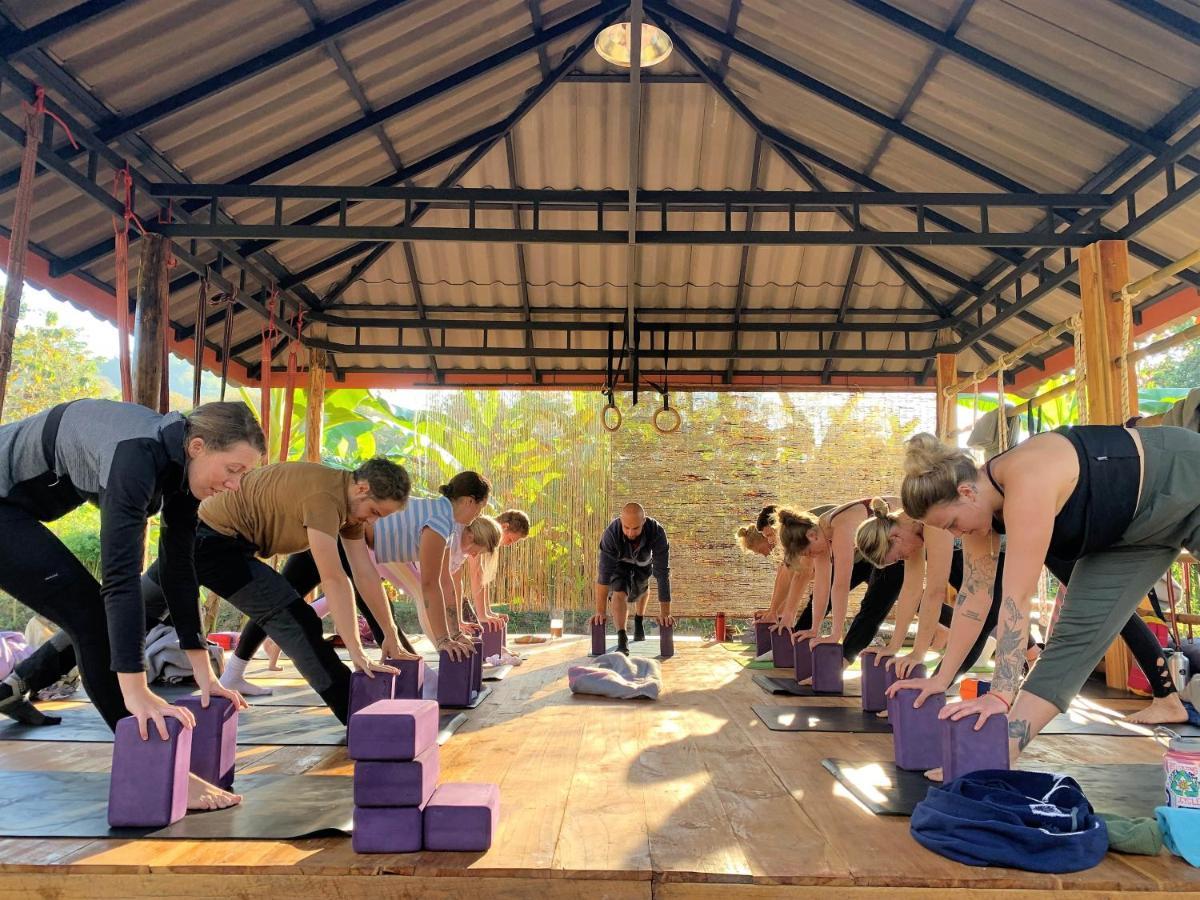 True Nature Chiang Mai - Yoga & Meditation Homestay Retreat Extérieur photo